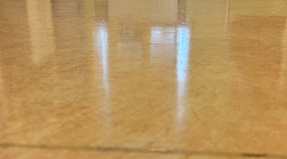Linoleum floor deep cleaning and waxing