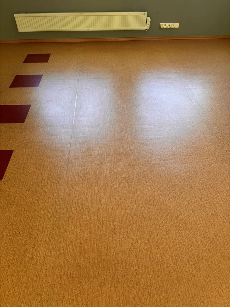 Linoleum ja PVC põrandate hooldus